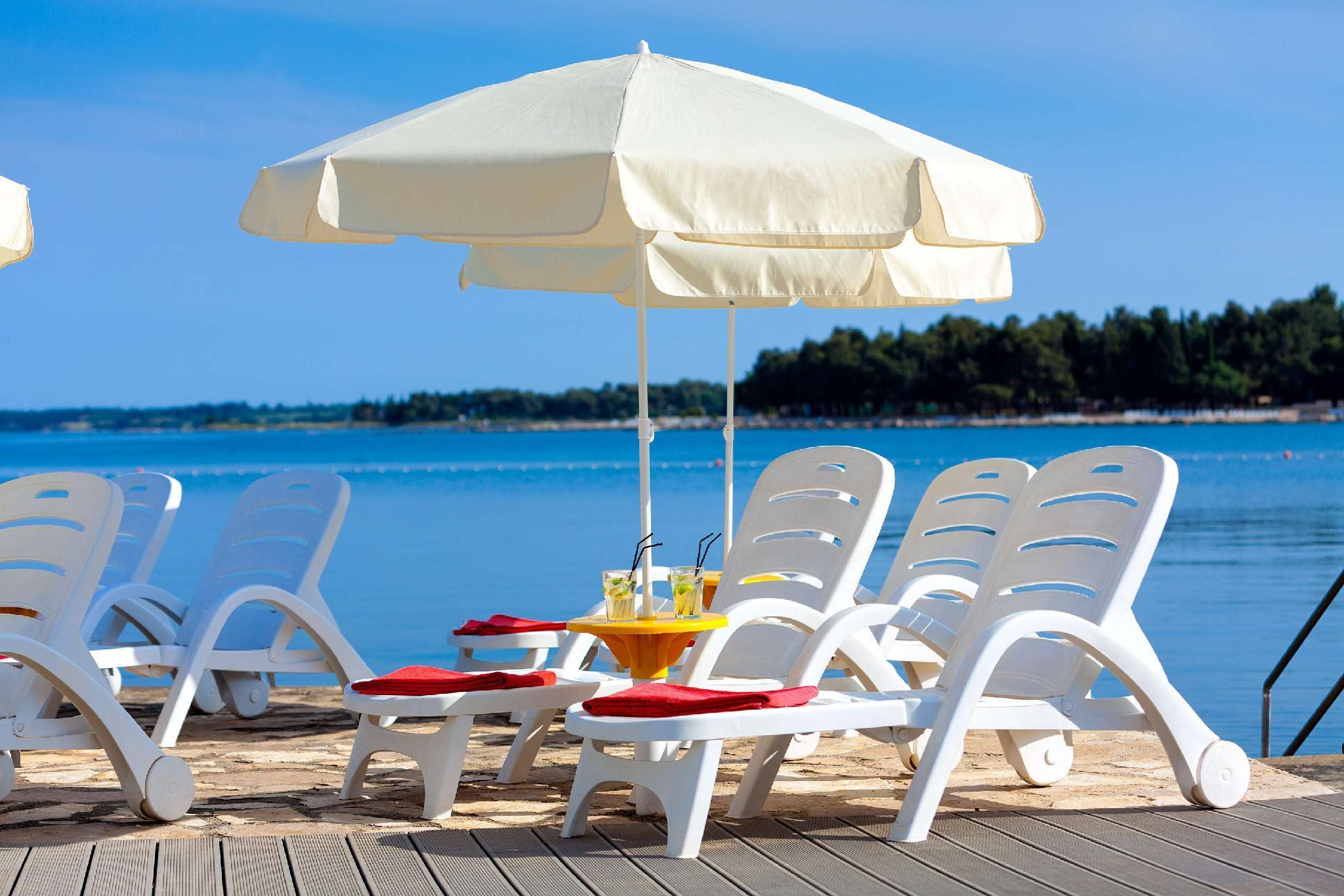 Hotel Umag Plava Laguna Esterno foto